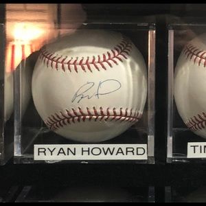 Ryan Howard signed baseball Philadelphia Phillies